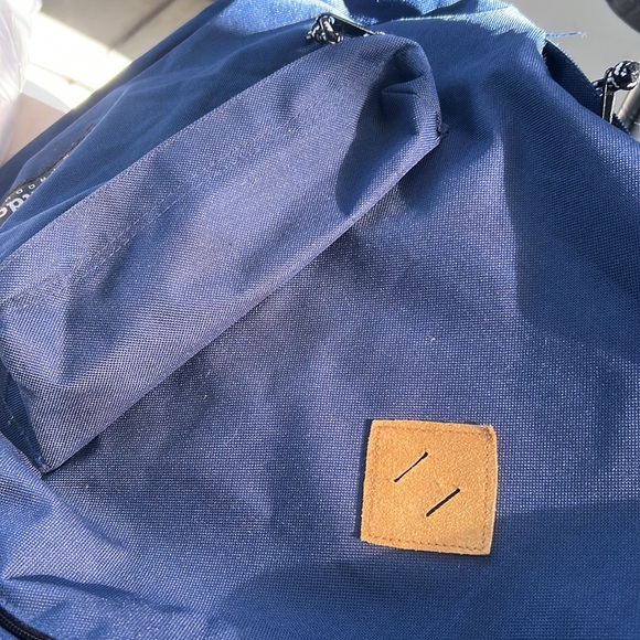 Backpack Navy - Picture 2 of 2